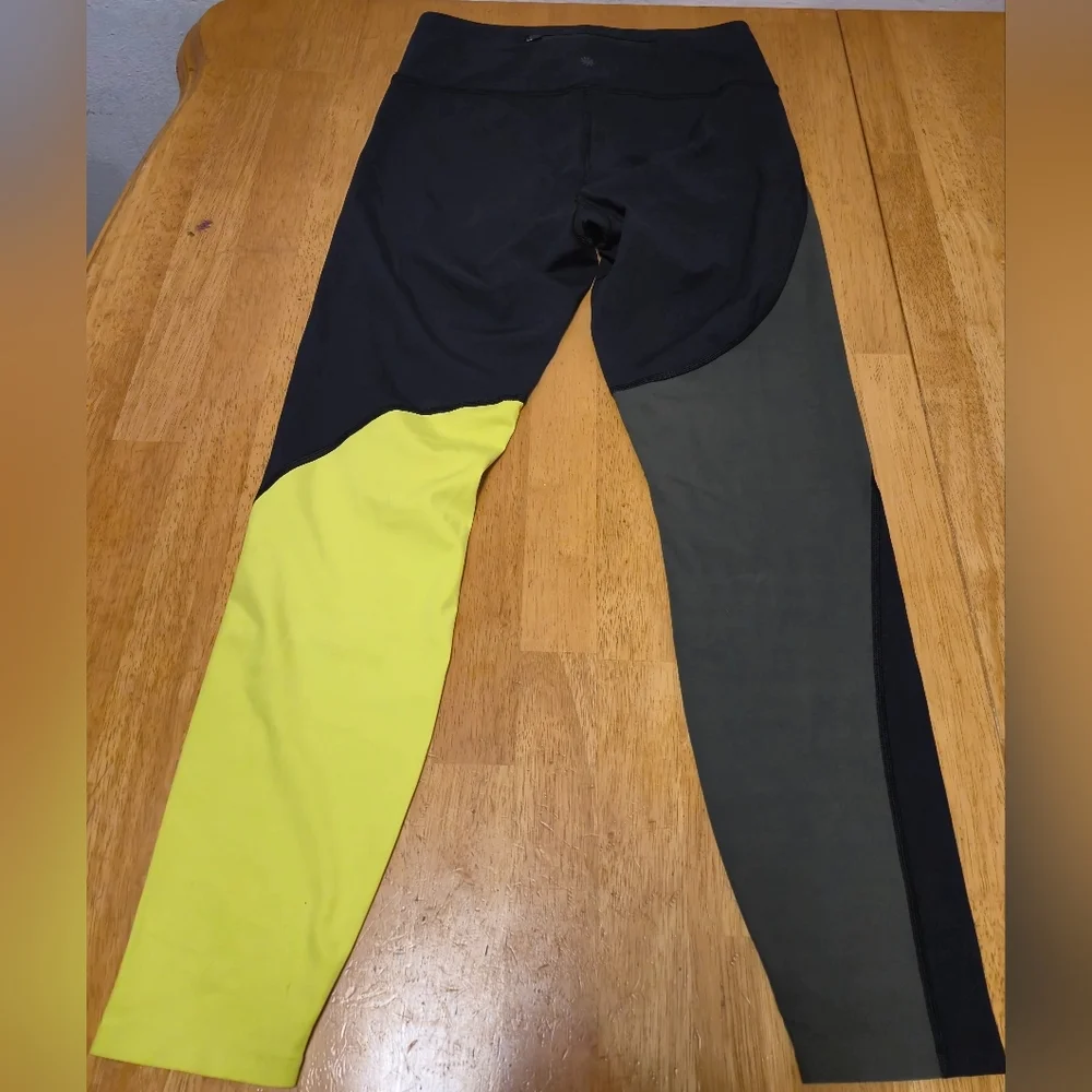 Athleta Black and Yellow Leggings Stretchy Athletic‎ Fit